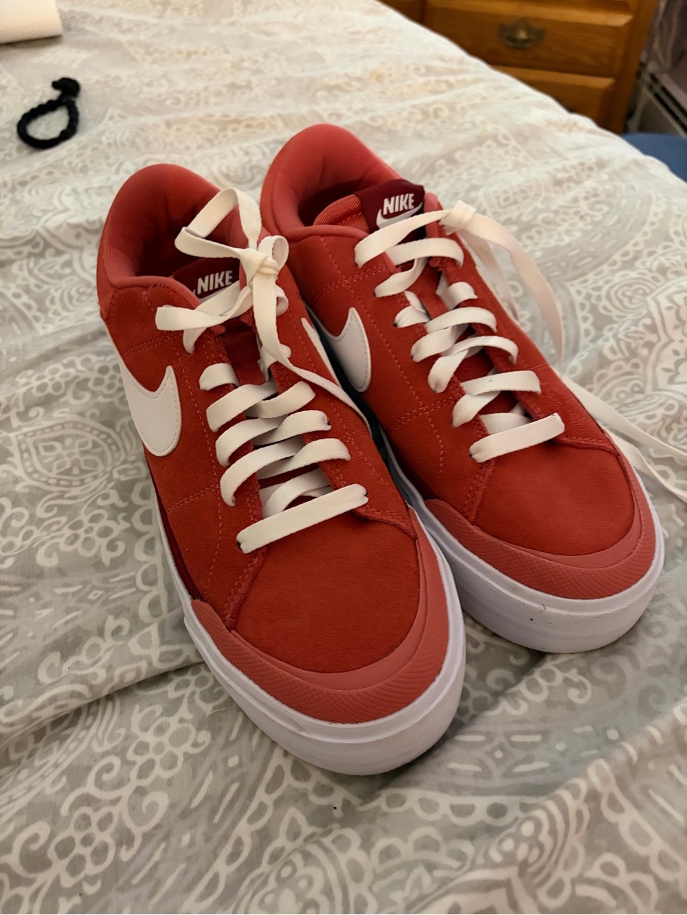 Nike Red Low-Top Court Legacy lift “Valentine 2024”